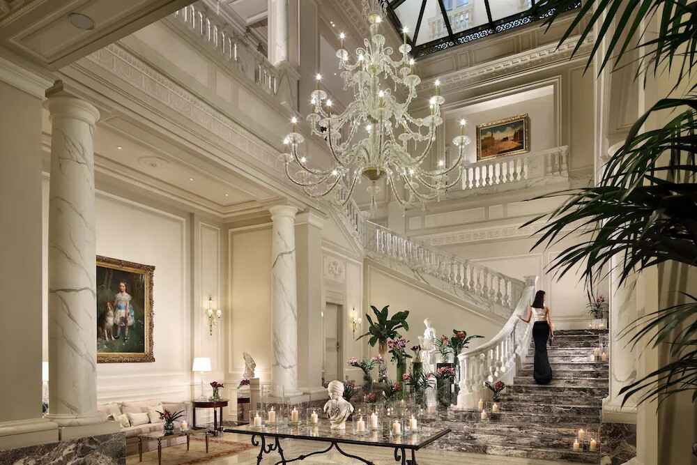 Palazzo Parigi Milan