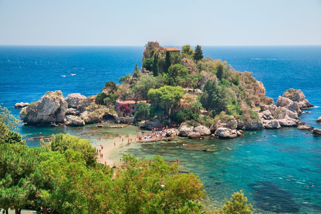 isola bella beach snorkeling taormina