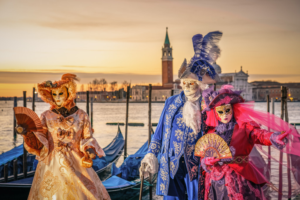 venice carnivale traditions