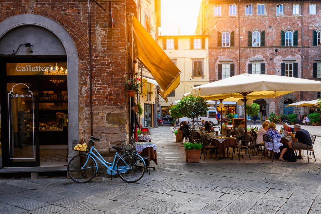 lucca food drink nightlife