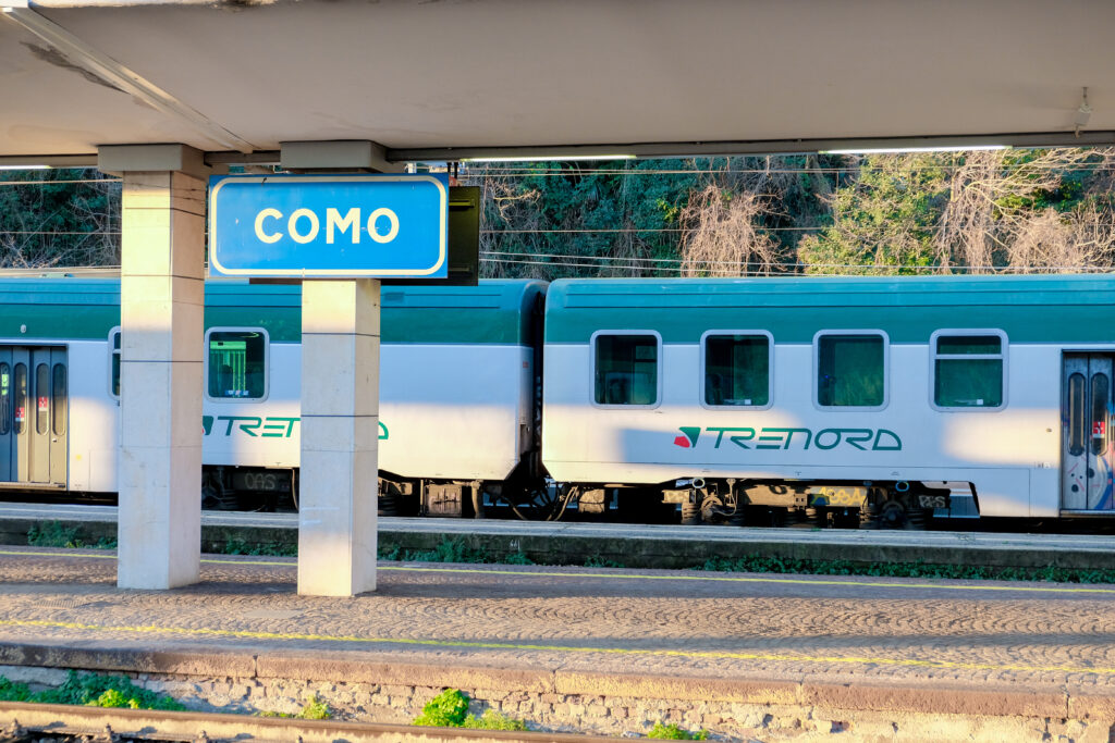 milan to lake como train